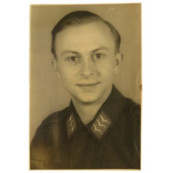 Obergefreiter der Luftwaffe im März 1944. Espenlaub militaria